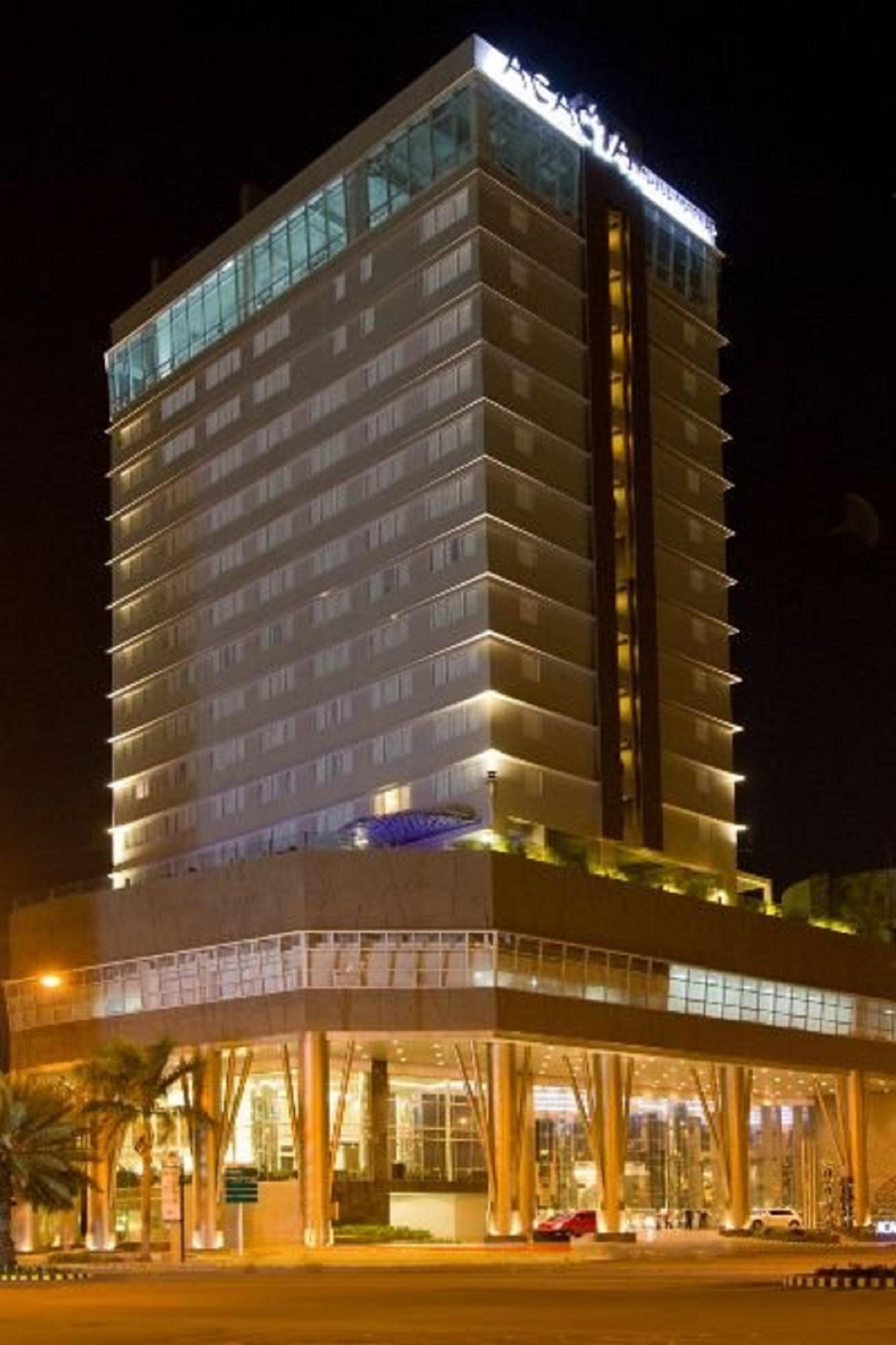 Acacia Hotel Manila Muntinlupa City Exterior photo