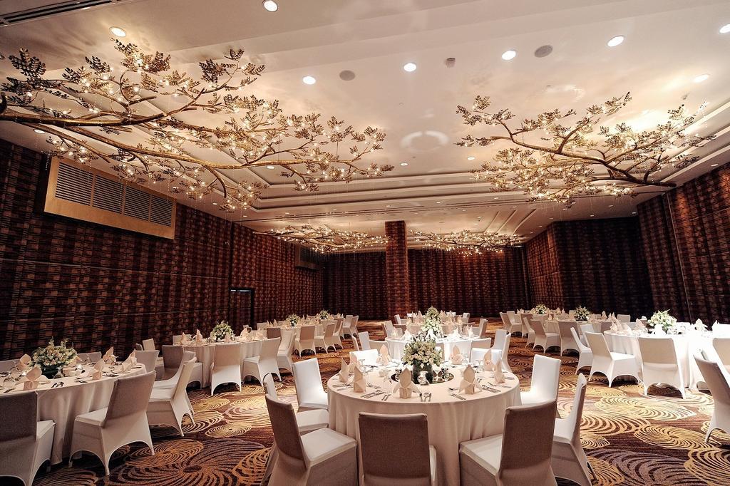 Acacia Hotel Manila Muntinlupa City Exterior photo